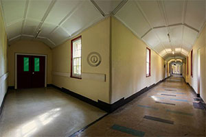 废弃精神病院逃脱