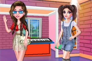 女大学生队时尚装扮