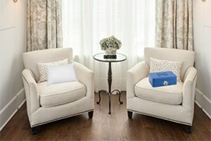 逃离别墅的客厅